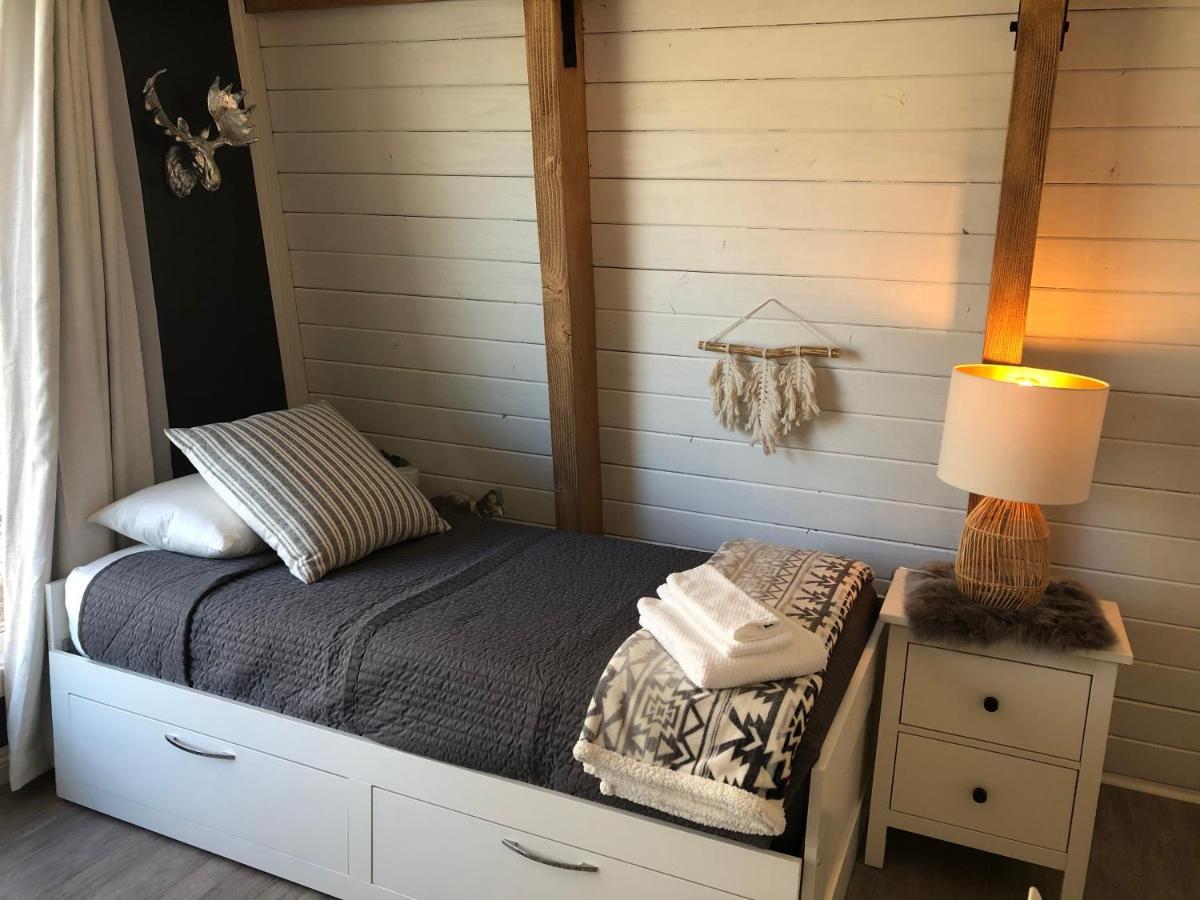 Maison Solange-Red Barn Farmhouse Style- Moonridge Биг-Бэар-Сити Экстерьер фото